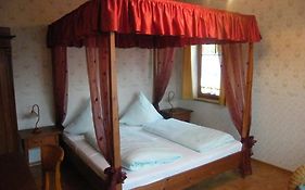 Hotel Und Restaurant Landhaus Hoenow